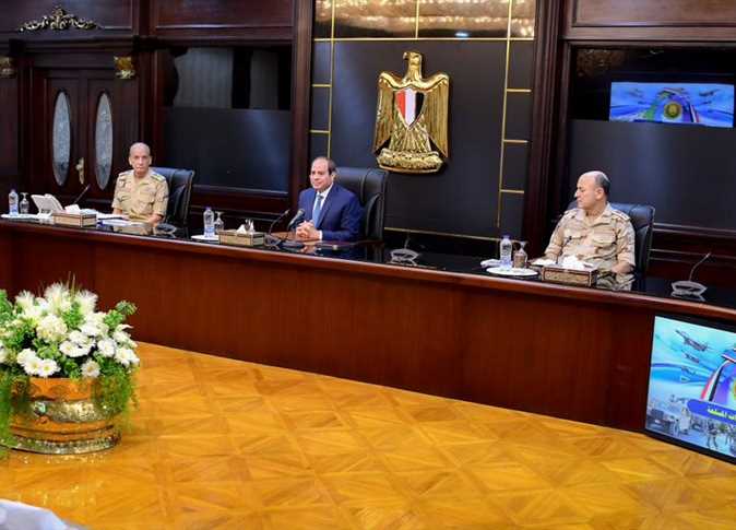 السيسي يجتمع بالمجلس الأعلى للقوات المسلحة .. القاهرة "مستعدون للوساطة وحقن الدماء في السودان"