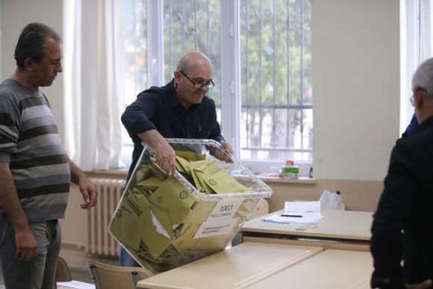 انتهاء عمليات التصويت في الانتخابات التركية