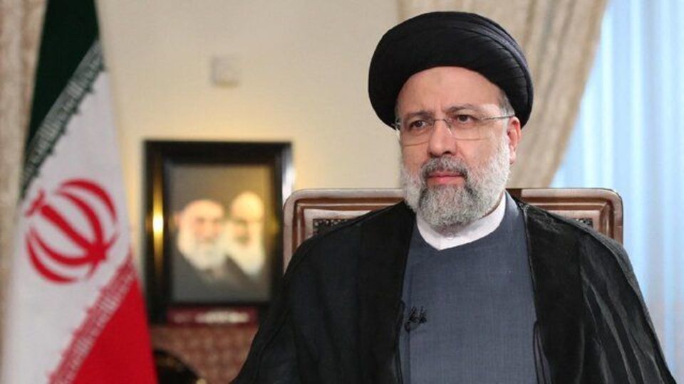 الرئيس الإيراني: طهران تعتمد سياسة "التوجه إلى دول الجوار".. وتهديدات "إسرائيل" خاوية