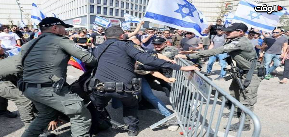 المستوطنون الصهاينة يبدؤون احتجاجات أمام المؤسسات الامنية