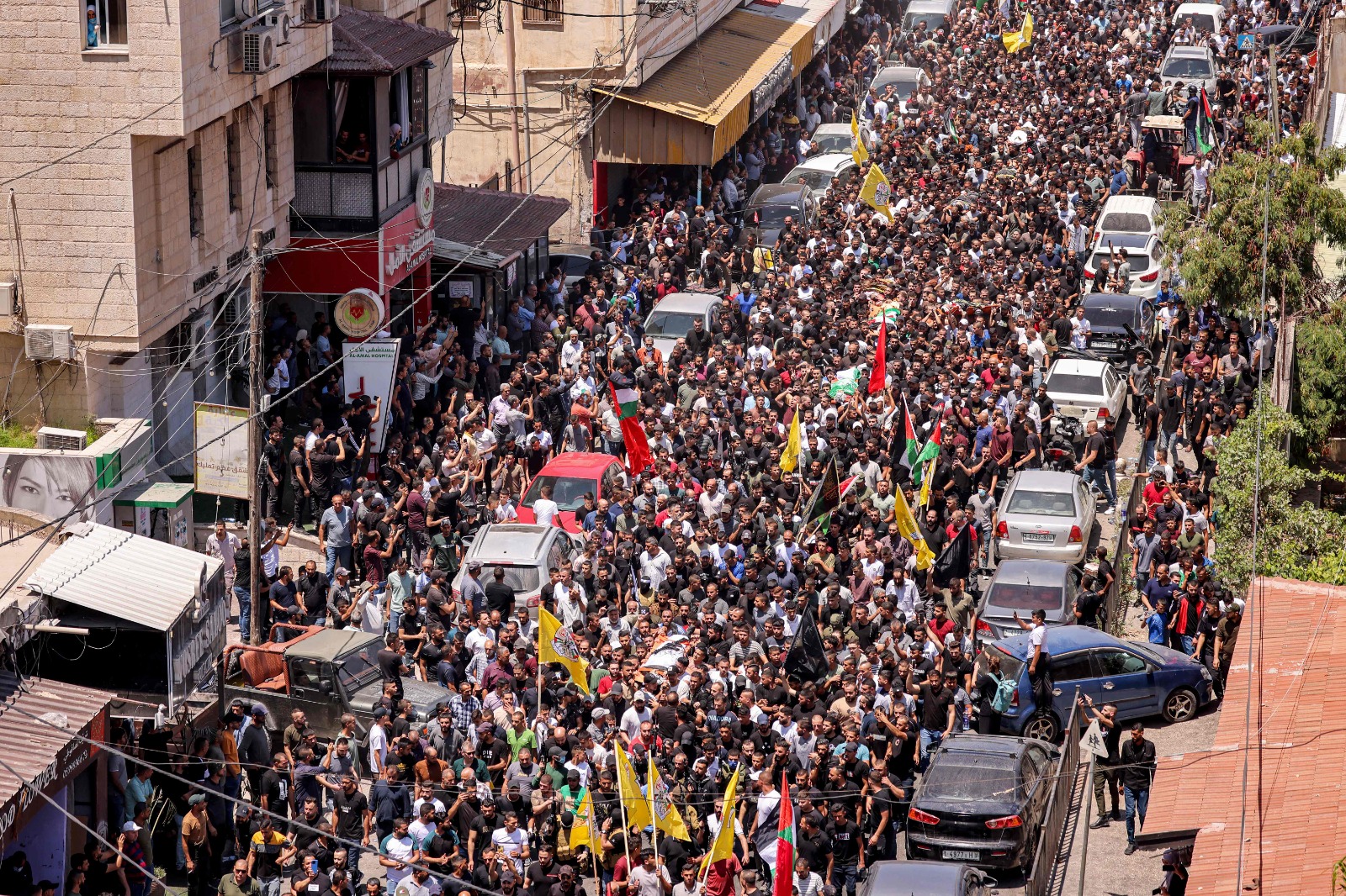 Thousands of Palestinians Attends Funeral for Jenin Martyrs