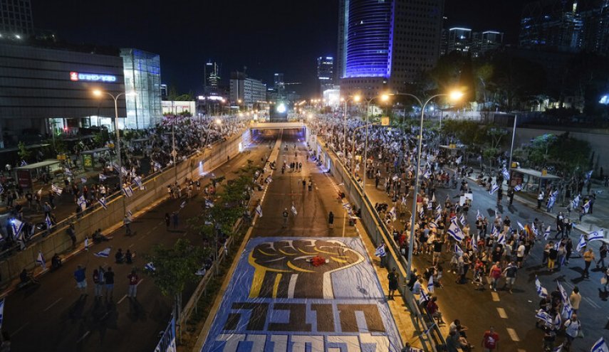 مجدداً.. عشرات آلاف المستوطنين يتظاهرون ضد حكومة نتنياهو