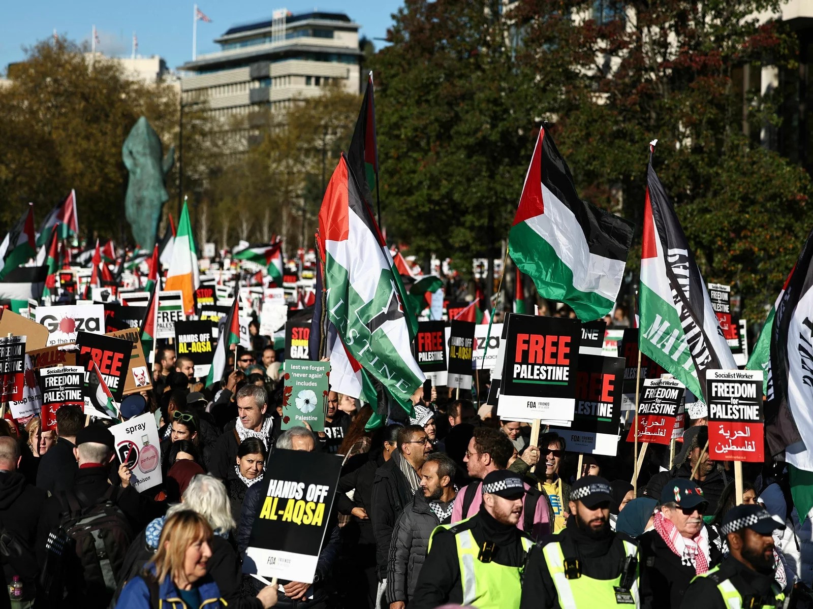 Pro-Palestinian Rallies in London Call for Immediate Gaza Ceasefire