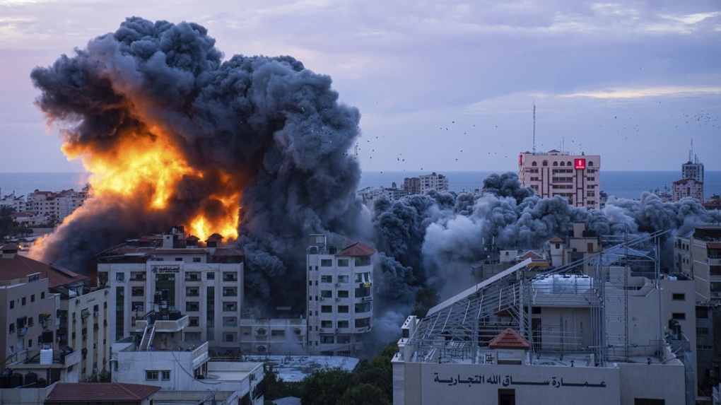 Israeli Jets Bomb Gaza Hours after ICJ Orders Halt to Invasion