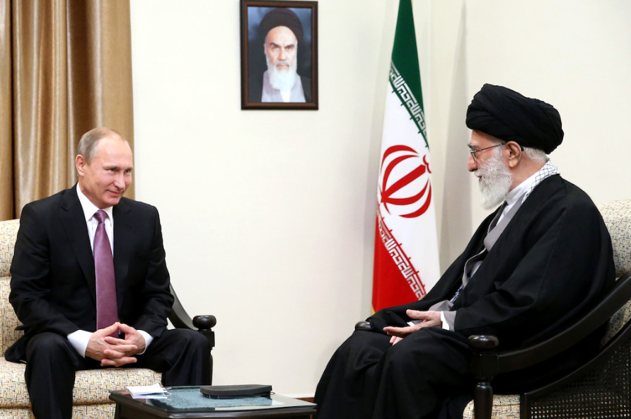 Iran and Russia Engage in Talks on a Comprehensive Strategic Partnership