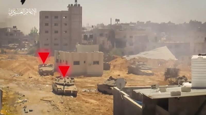 القسام تستهدف غرف قيادة العدو في محور "نتساريم" بصواريخ "رجوم"