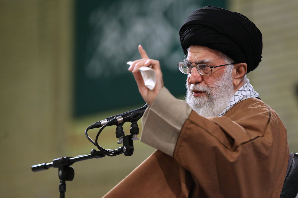Ayatollah Khamenei declares that the Zionist regime is collapsing
