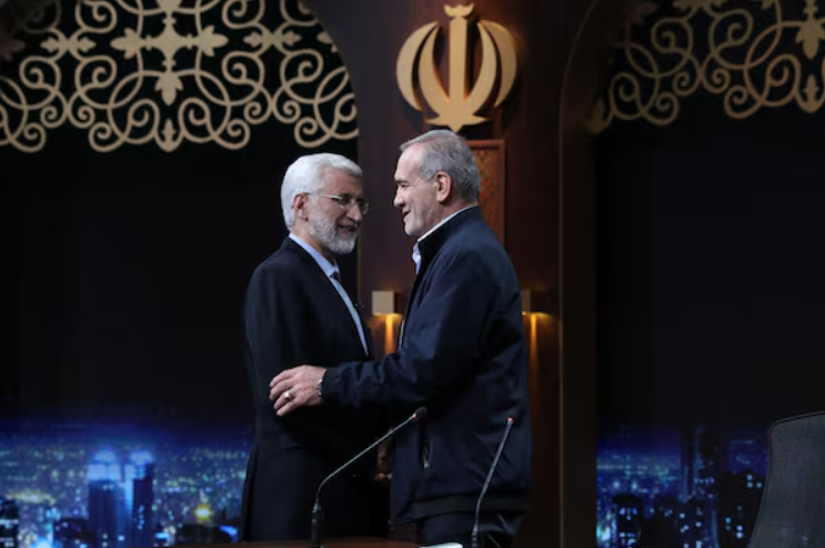 Rivals Confront Each Other in One-on-One Debate Before Iran Presidential Runoff