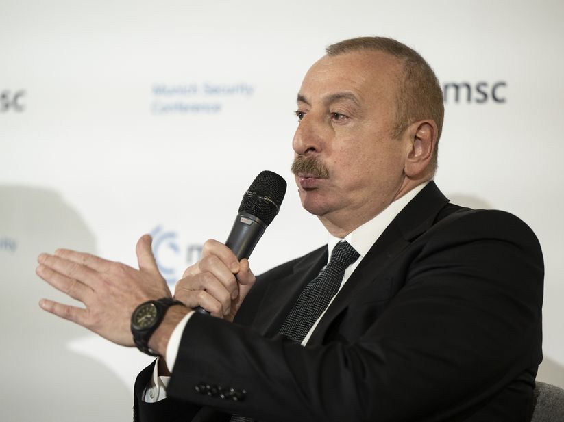 Azerbaijan: Peace Deal Possible After Armenian Constitutional Changes