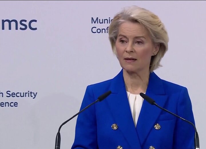 فون در لاین: اروپا باید مسئولیت دفاع از خود را برعهده بگیرد