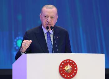 اردوغان: بزودی ساخت ناوهواپیمابر بومی را آغاز می کنیم